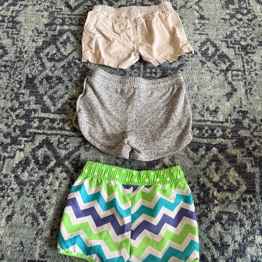 Lot of 9 Girl’s Shorts  Sz XS (4-5T) Cat and Jack, Levi’s & More | Summer Preppy - Picture 5 of 6